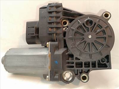 AUDI A4 B5 Jobb első Ablakemelő Motor