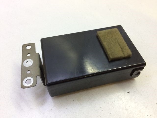 MITSUBISHI PAJERO III (V7_W, V6_W) Komfort Elektronika 2. kép