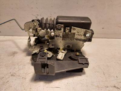 DACIA SANDERO Jobb első Ajtózár