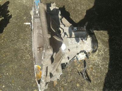 MAZDA 323 F V (BA) Váltó (Mechanikus)