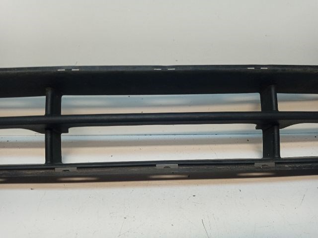 KIA CEED Első Lökhárító Alsó Középső Díszrács 5. kép