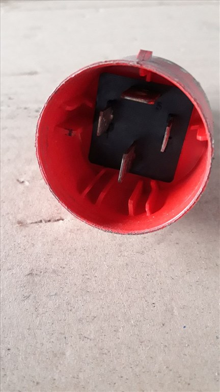 Renault Master 03-10 Vízhűtő Ventilátor Relé 77 00 417 878 2. kép