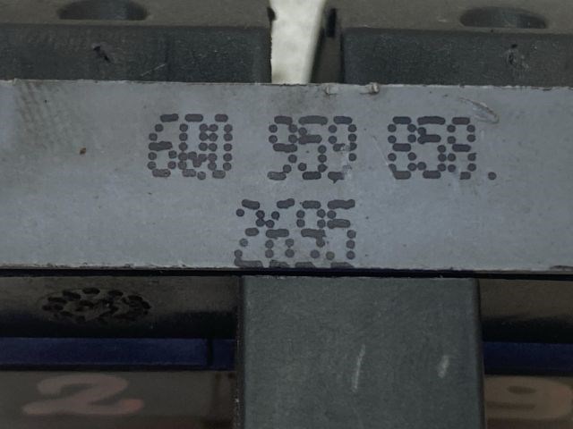 SEAT IBIZA III Jobb első Ablakemelő Kapcsoló 3. kép