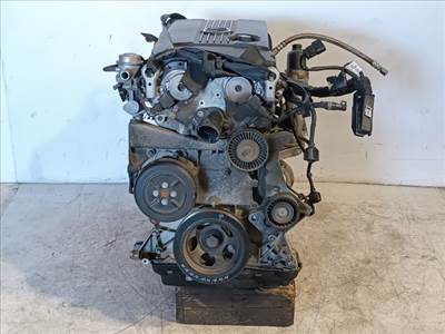 MERCEDES-BENZ C-CLASS (W204) Komplett Motor (Segédberendezésekkel)