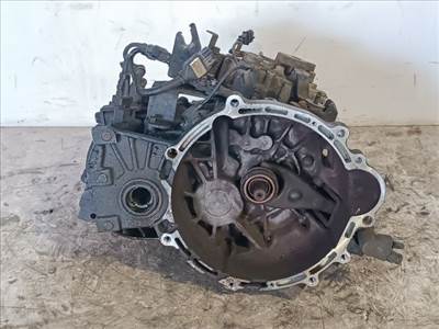 KIA CEED Ferdehátú (ED) Váltó (Mechanikus)