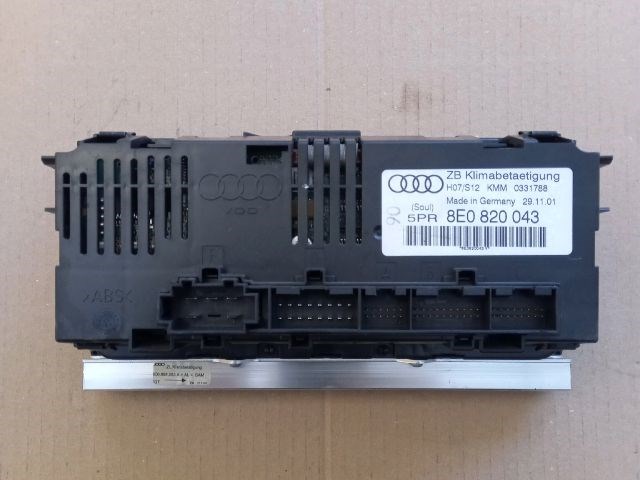 AUDI A4 Avant (8E5, B6) Klíma Kapcsoló 2. kép