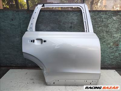 Volvo XC90 jobb hátsó ajtó sérült