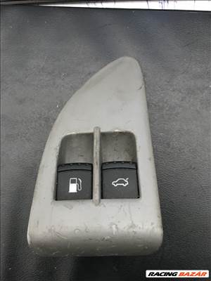 Volkswagen Passat B5 B5.5 / tank és csomagtér nyitó