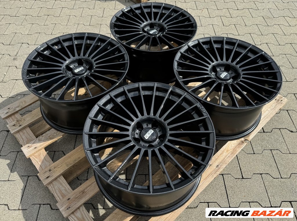 R19 5x112 (70,1) AEZ Valencia  9.5J ET25 CUSTOM BLACK - Audi A5 S5 RS5 RS6 A7 S7 A8 S8 3. kép