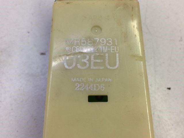 MITSUBISHI PAJERO III (V7_W, V6_W) Ablakemelő Kapcsoló Négyes / Kettes 3. kép