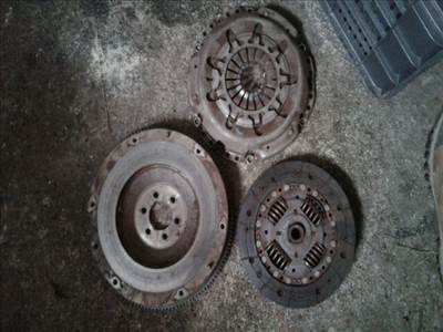 FORD FIESTA VI Kuplung Szett Lendkerékkel