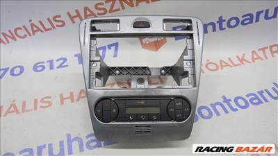 Ford Fusion Eladó gyári, bontott klímavezérlő panel rádiókeret