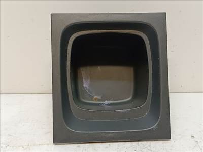 SUZUKI SWIFT IV Első Tároló Rekesz