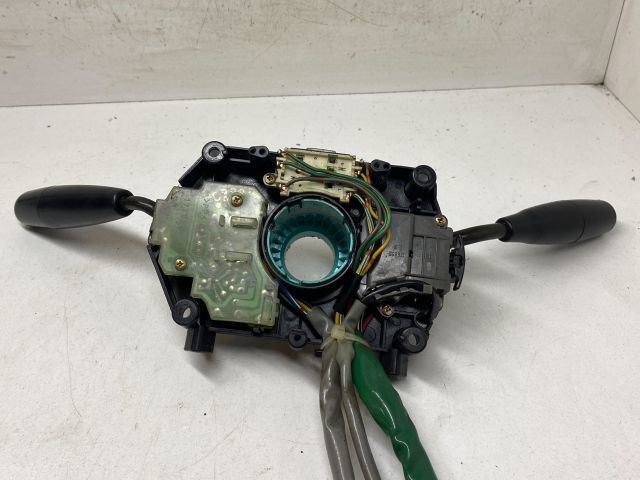 SUZUKI SWIFT II Ferdehátú (EA, MA) Komplett Kormánykapcsoló (Bajuszkapcsoló) 2. kép