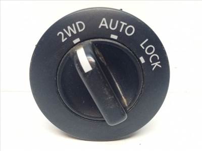 NISSAN X-TRAIL I Terepváltó Kapcsoló Kar / Gomb