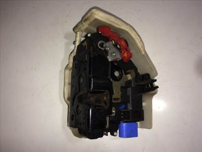 VW JETTA Bal első Ajtózár
