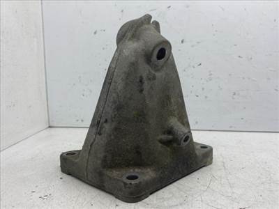 MERCEDES-BENZ E-CLASS (W210) Motor Tartó Bak (Pozíciófüggetlen)