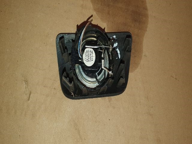 AUDI A4 Avant (8E5, B6) Jobb hátsó Hangszóró 2. kép