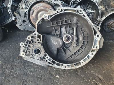 DAEWOO NUBIRA Wagon (KLAJ) Váltó (Mechanikus)