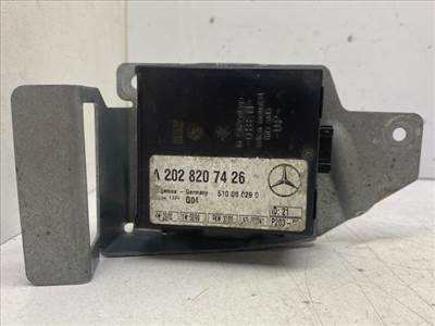 MERCEDES-BENZ CLK Riasztó Központ