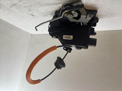 AUDI A4 B6 Jobb hátsó Ajtózár