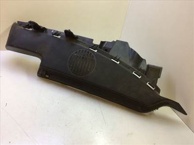 BMW 1 Jobb hátsó Csomagtér Burkolat (Műanyag)