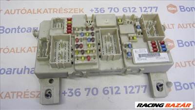 Ford Focus II MK2 2 Facelift  dízel benzines utastér biztosíték tábla GEM modul 