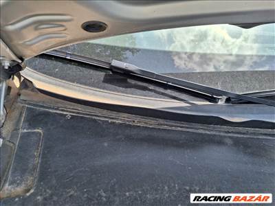 Audi A6 (C7 - 4G) Levélrács