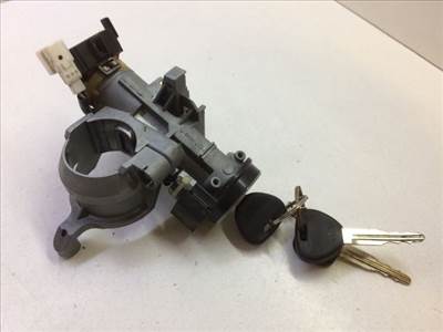 MITSUBISHI COLT V (CJ_, CP_) Gyújtáskapcsoló Házzal