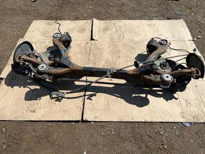 AUDI A4 (8E2, B6) Hátsó Híd (Tárcsafékes)