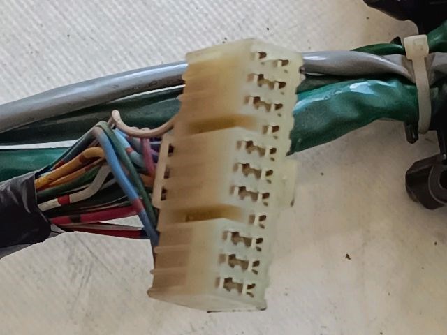 SUZUKI SWIFT II Ferdehátú (EA, MA) Komplett Kormánykapcsoló (Bajuszkapcsoló) 4. kép