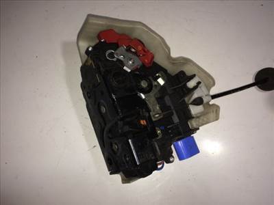 VW JETTA Bal hátsó Ajtózár