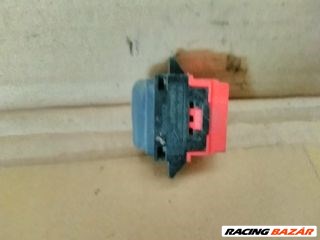 Renault Kangoo I Jobb Hátsó Ablakemelő Kapcsoló *67101* renault-7700875682 2. kép