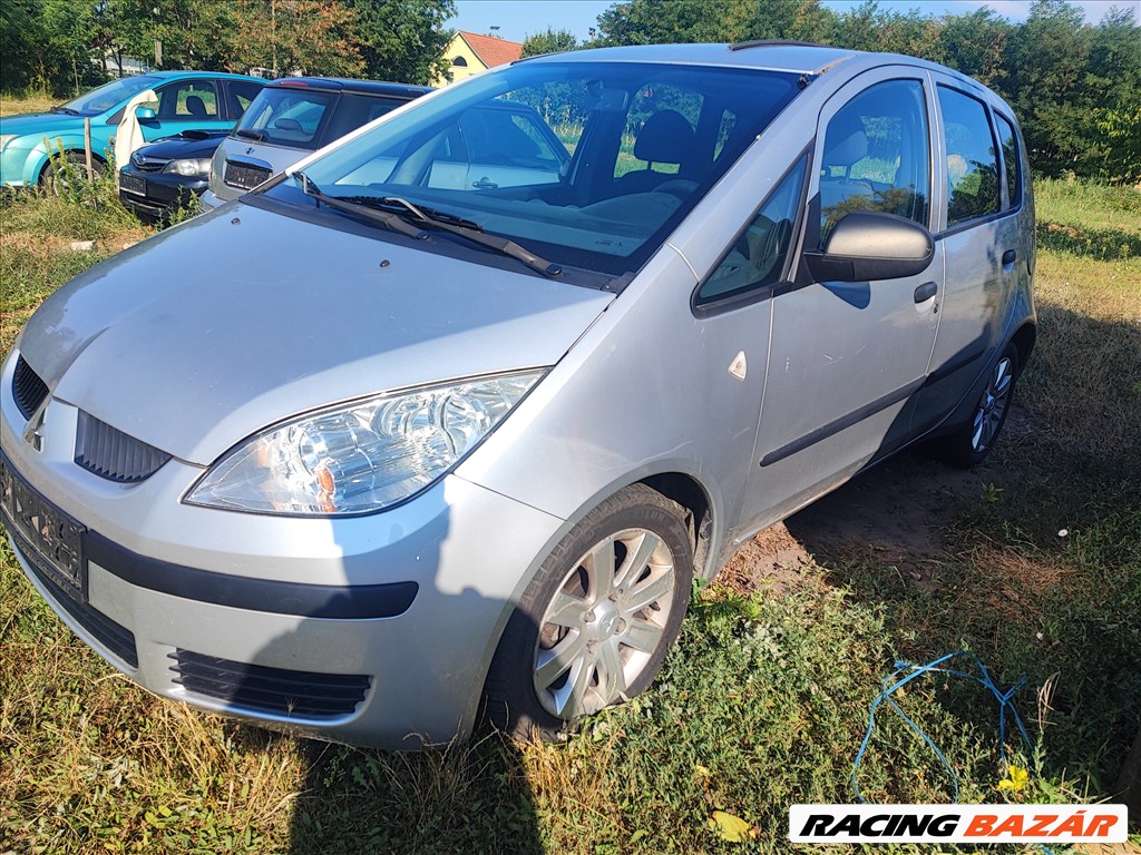 Mitsubishi Colt CZ bontott alkatrészek 2004 -  9. kép