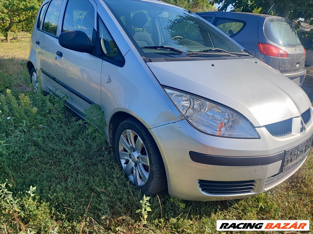 Mitsubishi Colt CZ bontott alkatrészek 2004 -  10. kép