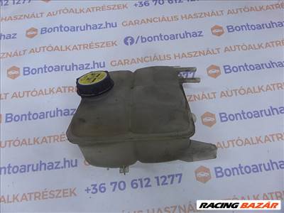 Mazda 3 Eladó gyári, bontott benzines kiegyenlítő tartály, tágulási tartály 