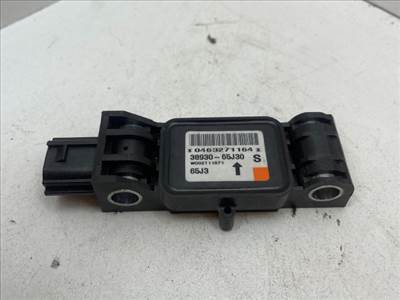 SUZUKI GRAND VITARA II (JT) Bal első Oldal Ütközés Érzékelő