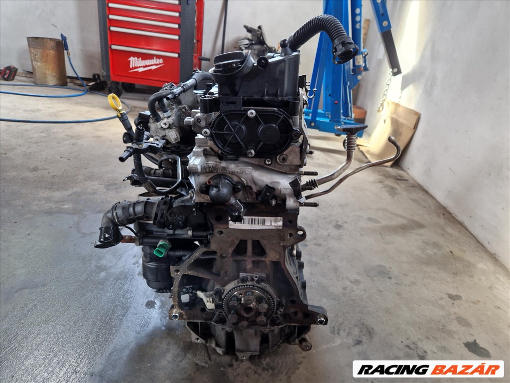 Skoda Octavia III 1.6 crtdi CXX motor  3. kép