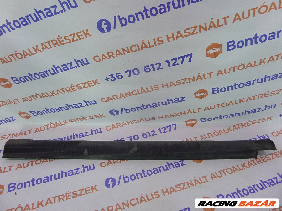 Ford Focus III MK3 Eladó bontott bal oldali küszöbdísz kombi,4ajtós, 5ajtós  1. kép