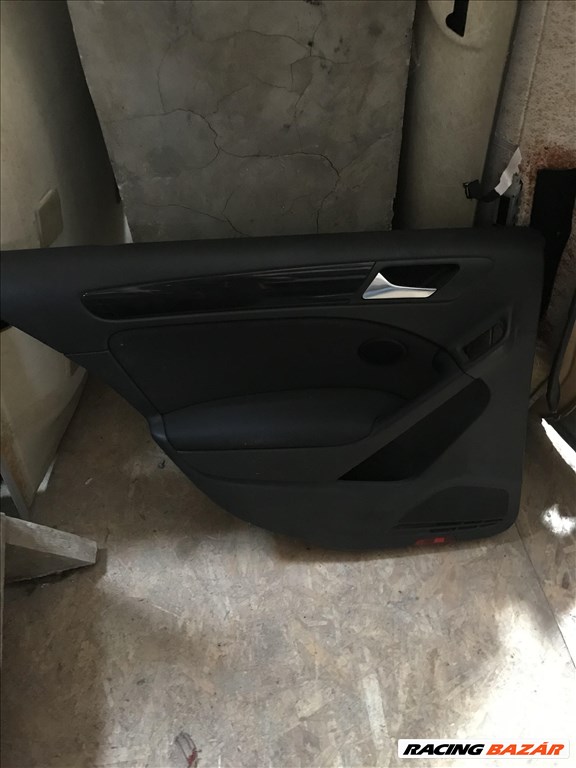 Volkswagen Golf VI bal hátsó ajtókárpit  1. kép