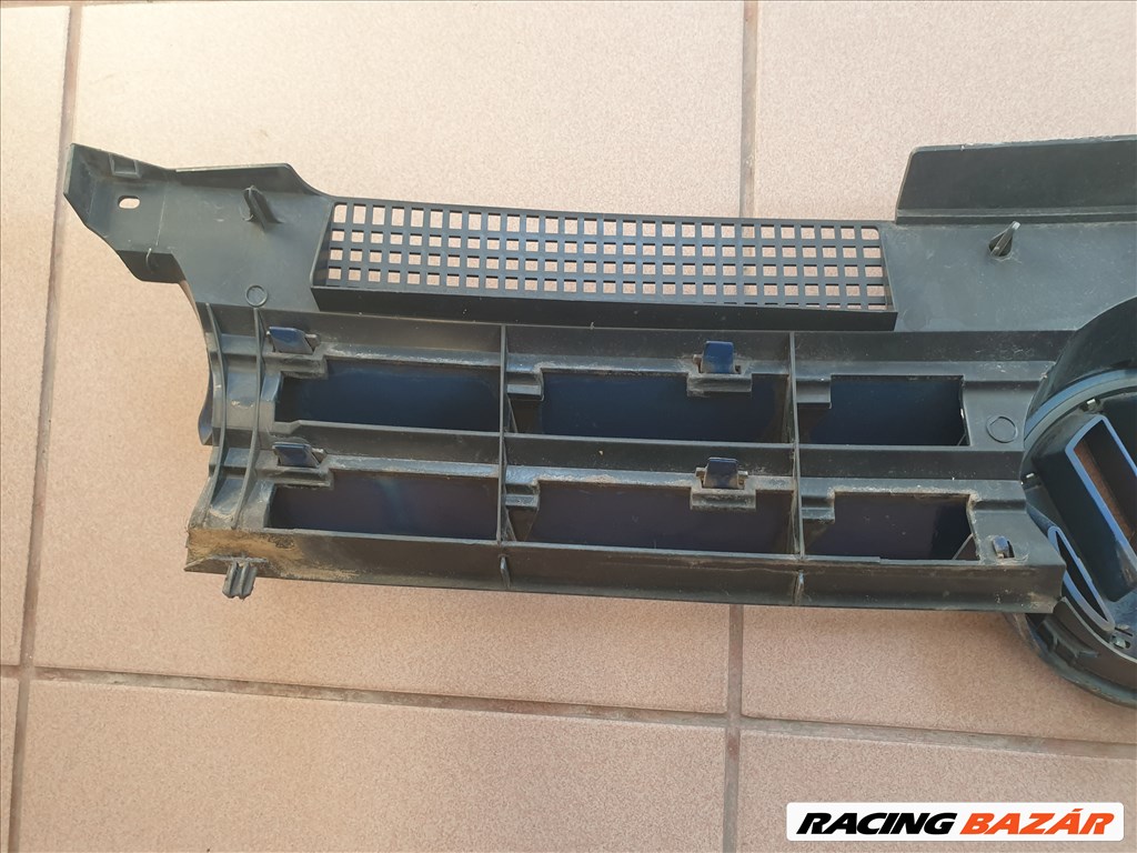 Volkswagen Golf IV hűtőrács LC5X  7. kép