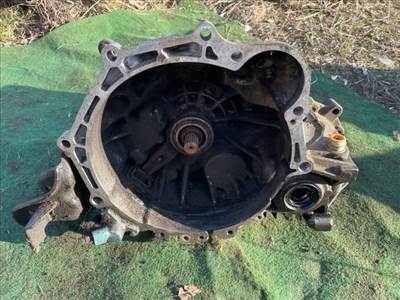 MITSUBISHI COLT IV (CA_A) Váltó (Mechanikus)