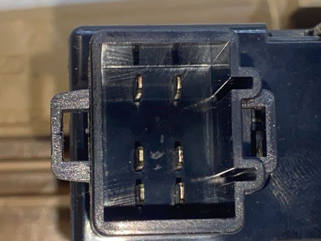 SSANGYONG REXTON (GAB_) Jobb hátsó Ablakemelő Kapcsoló 4. kép