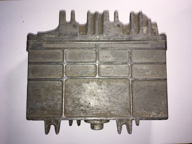 SEAT TOLEDO I (1L) Motorvezérlő 2. kép