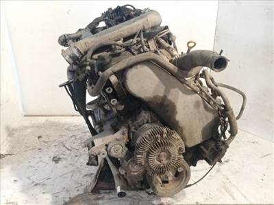 TOYOTA HILUX Komplett Motor (Segédberendezésekkel)