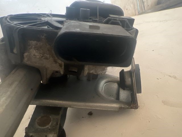 MAZDA 3 (BK) Első Ablaktörlő Szerkezet Motorral 4. kép