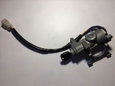 SUZUKI MARUTI Gyújtáskapcsoló Házzal
