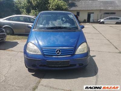 Mercedes A 140 generátor 