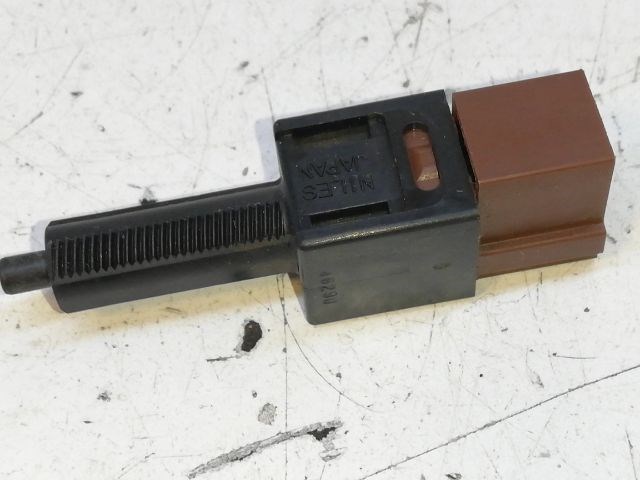 NISSAN PRIMERA Kuplung Pedál Kapcsoló 2. kép