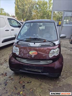 Smart Fortwo bontott alkatrészei